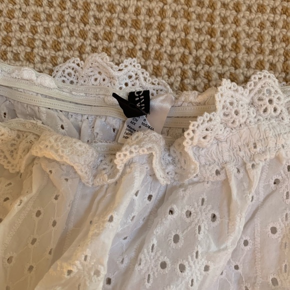 top - Picture 2 of 2